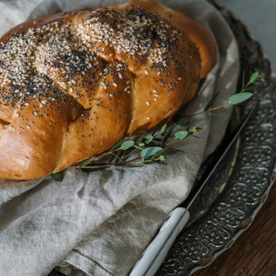 Shabbat bread.jpg
